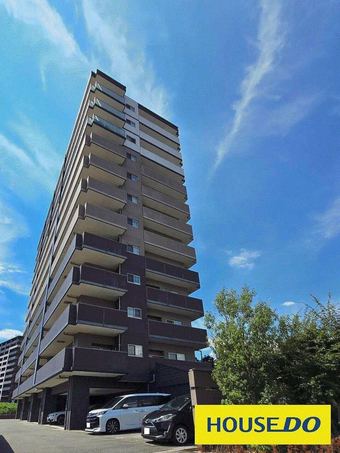 3LDK+S apartment in Hita