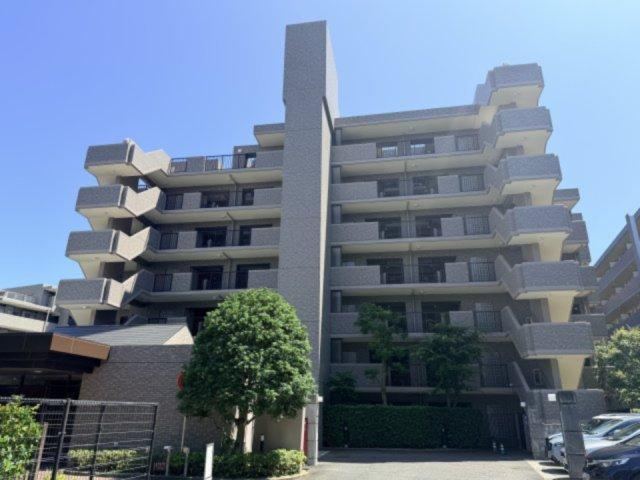 3LDK apartment in Kamakura, Kanagawa - Photo 1
