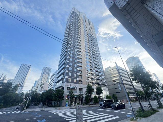 2LDK apartment in Toshima Ward, Tokyo - Photo 1
