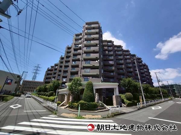 3LDK apartment in Hachioji, Tokyo - Photo 1