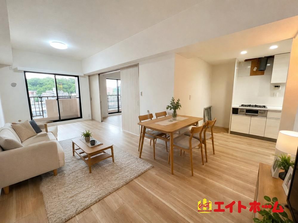 2LDK apartment in Tama, Tokyo - Photo 1