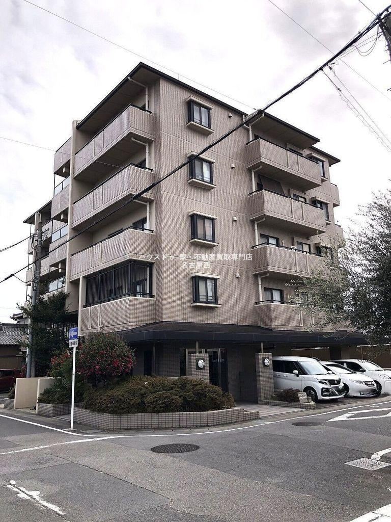 4LDK apartment in Anjo, Aichi - Photo 1