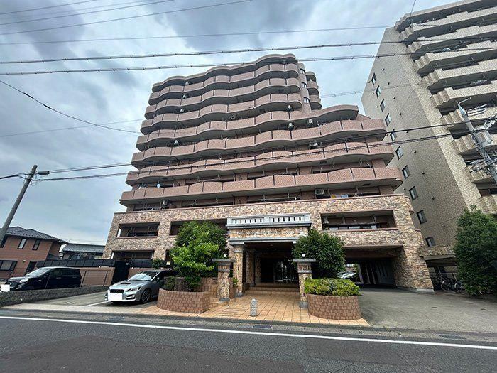 4LDK apartment in Gifu, Gifu - Photo 1