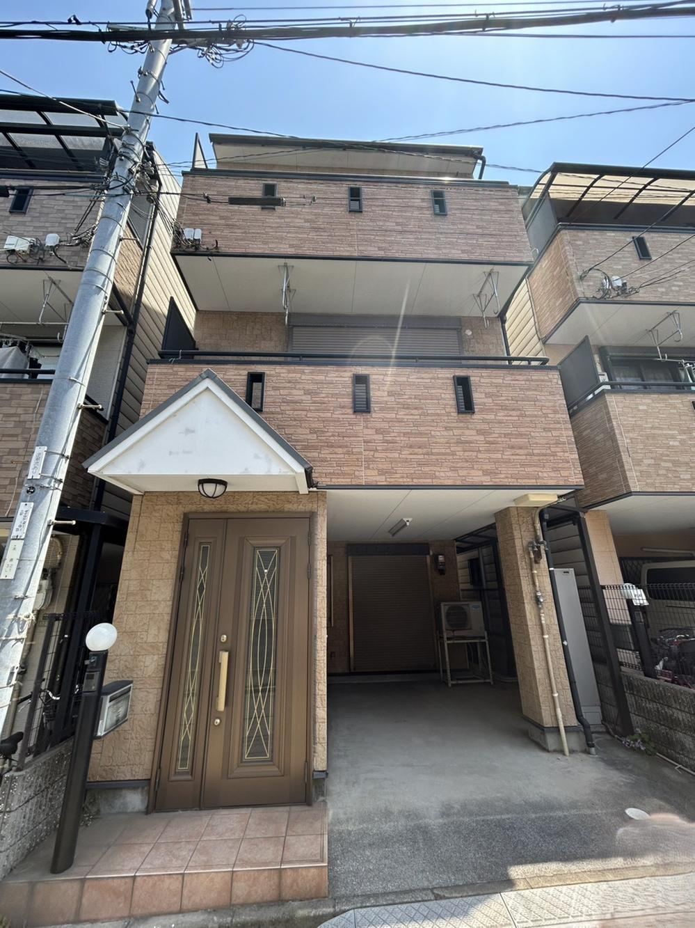 3DK house in Taisho Ward, Osaka - Photo 1