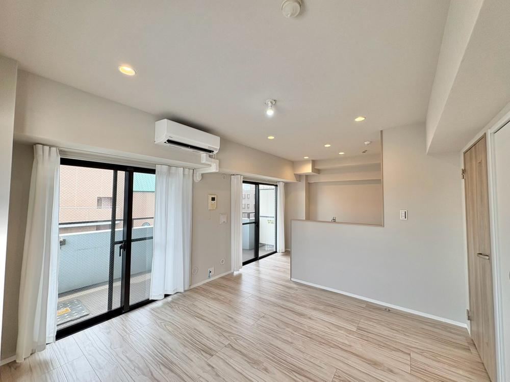1LDK apartment in Koto Ward, Tokyo - Photo 1