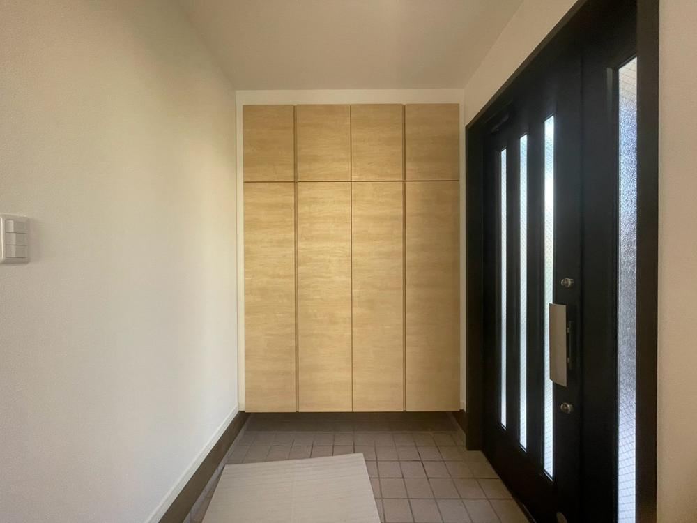 5LDK+S house in Hachioji, Tokyo - Photo 1