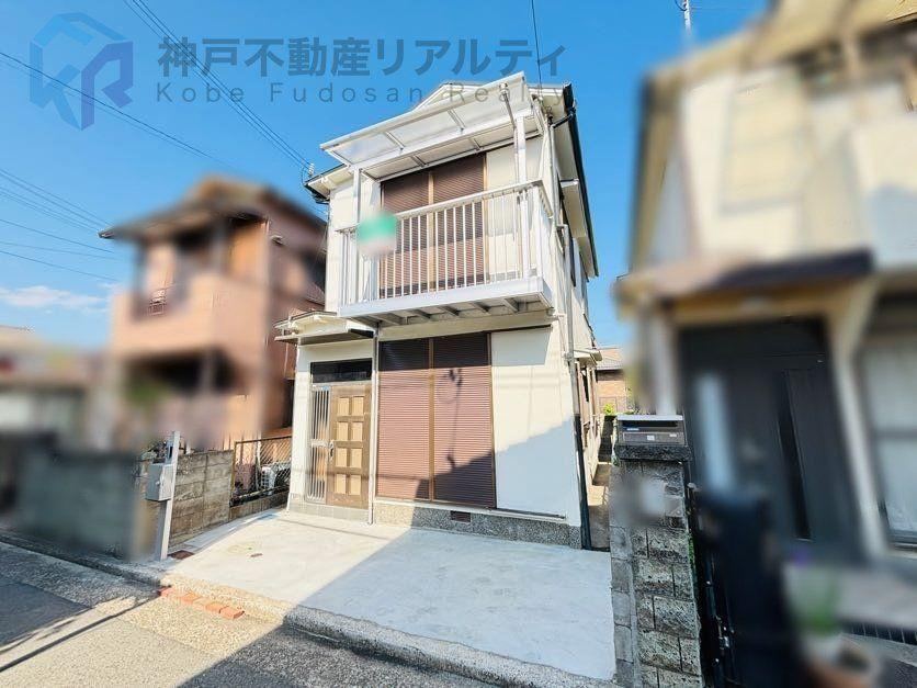 2LDK house in Tarumi Ward, Kobe, Hyogo - Photo 1