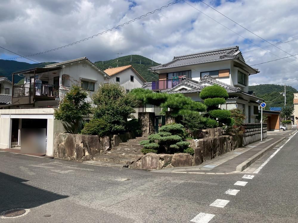 5LDK house in Kure, Hiroshima - Photo 1