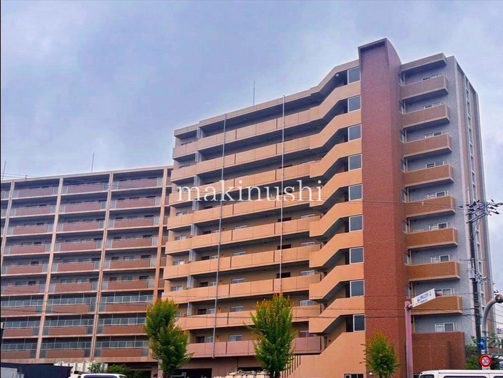 3LDK apartment in Kita Ward, Sakai, Osaka - Photo 1