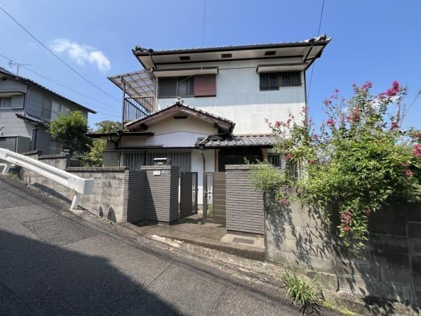 6DK house in Sasebo, Nagasaki - Photo 1
