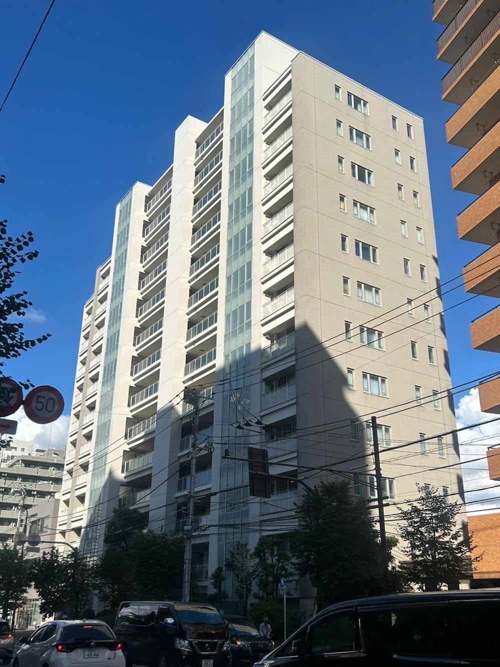 3LDK apartment in Toshima Ward, Tokyo - Photo 1