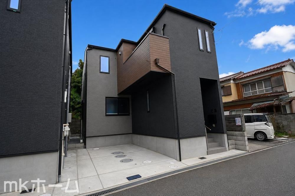4LDK house in Kamagaya, Chiba - Photo 1
