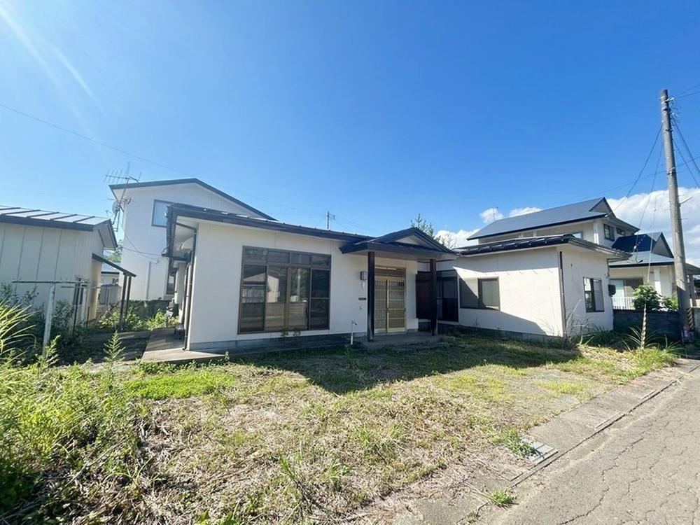 4LDK house in Odate, Akita - Photo 1