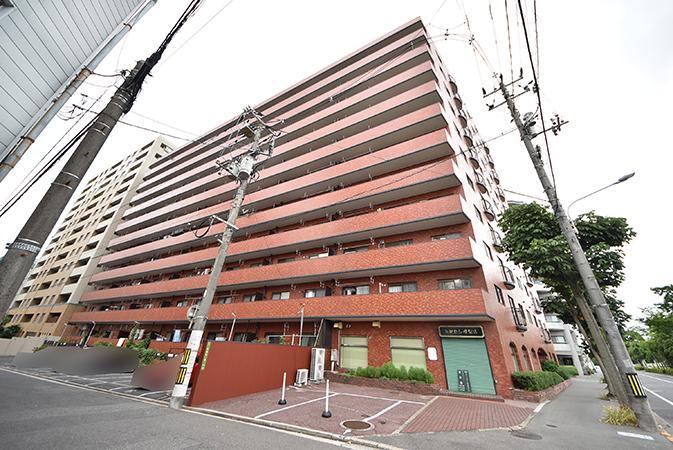2LDK+S apartment in Naka Ward, Hiroshima - Photo 1