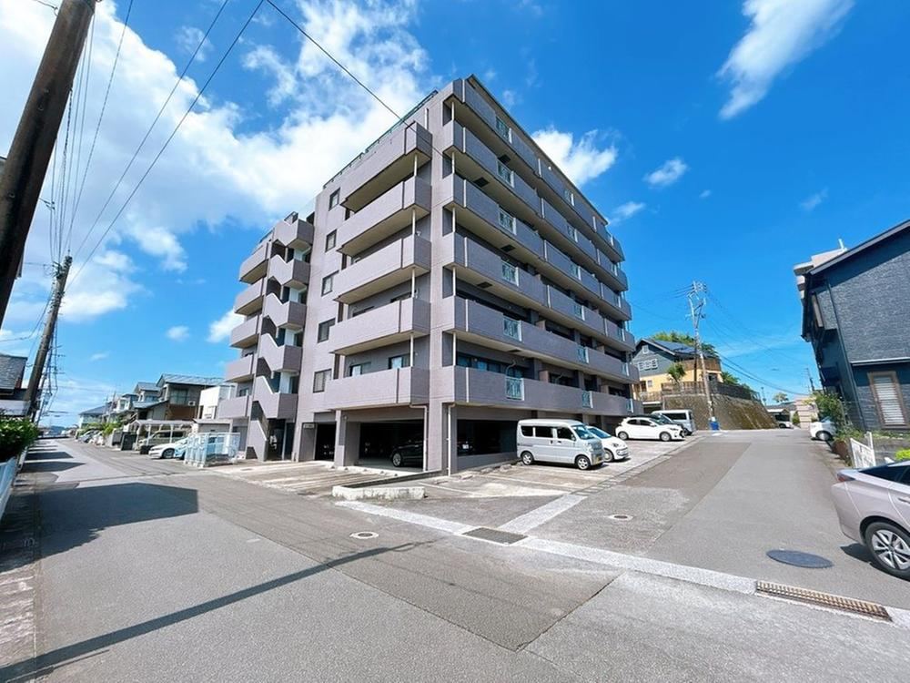 3LDK apartment in Miyazaki, Miyazaki - Photo 1