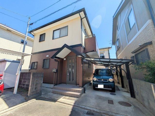 3LDK house in Matsuyama, Ehime - Photo 1