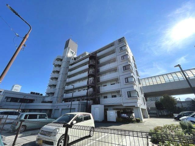 3LDK apartment in Soka, Saitama - Photo 1