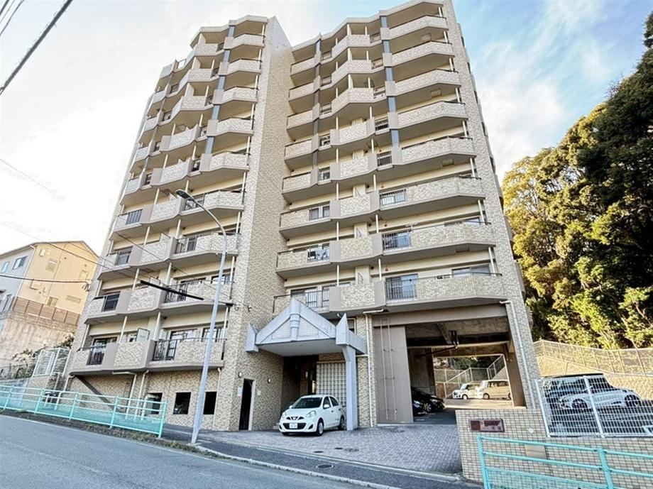 2LDK apartment in Yahatanishi Ward, Kitakyushu, Fukuoka - Photo 1