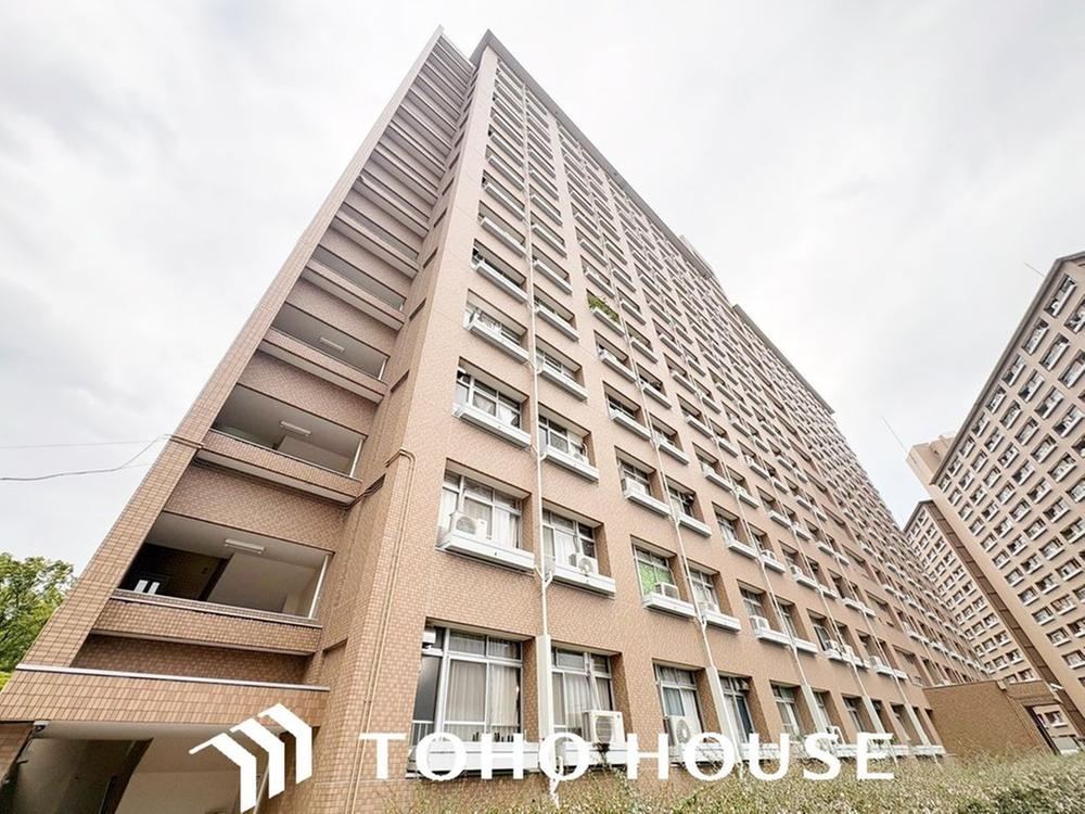 2LDK apartment in Kita Ward, Osaka - Photo 1