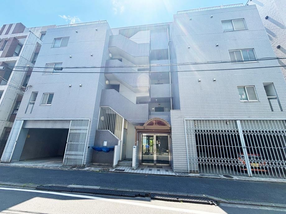 1DK apartment in Nishi Ward, Yokohama, Kanagawa - Photo 1