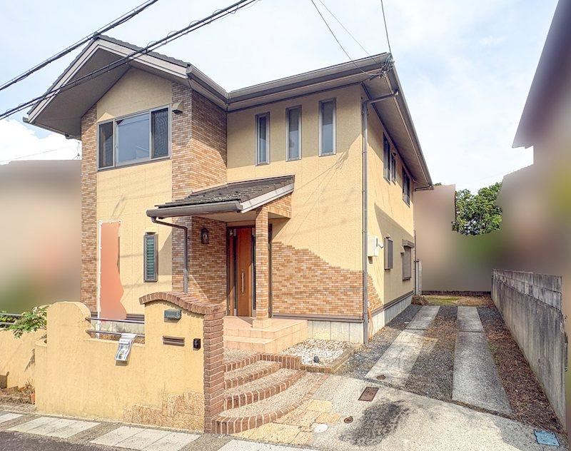 4LDK house in Otsu, Shiga - Photo 1