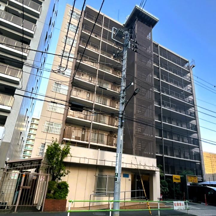 2LDK apartment in Minato Ward, Tokyo - Photo 1