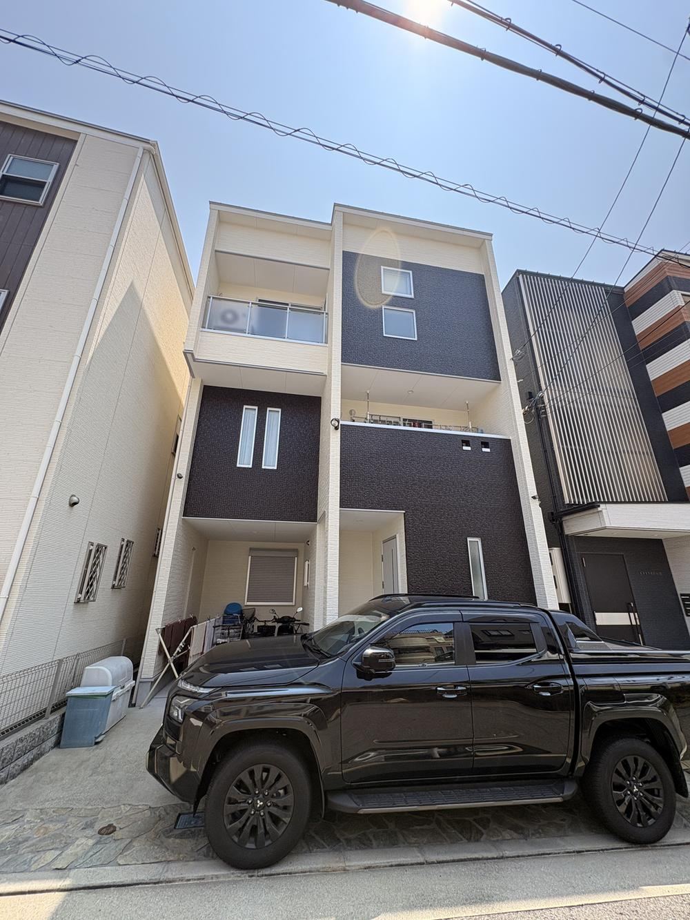 4LDK house in Amagasaki, Hyogo - Photo 1