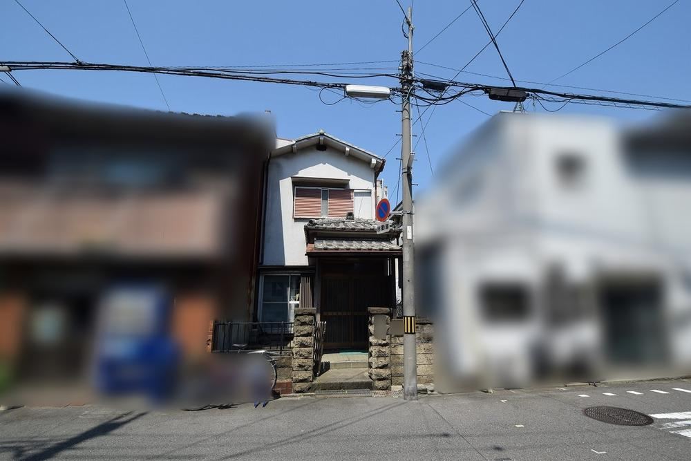 3DK house in Suminoe Ward, Osaka - Photo 1
