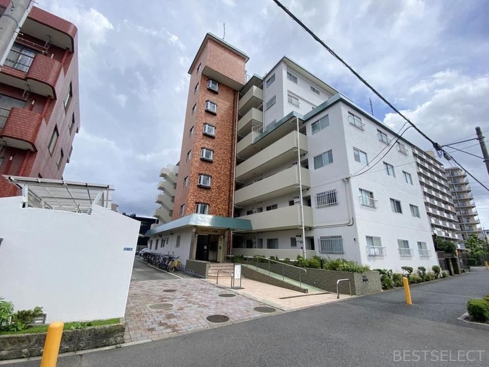 2LDK apartment in Asaka, Saitama - Photo 1