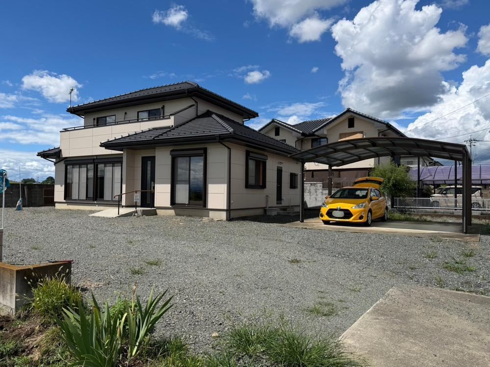 4LDK house in Isesaki, Gunma - Photo 1