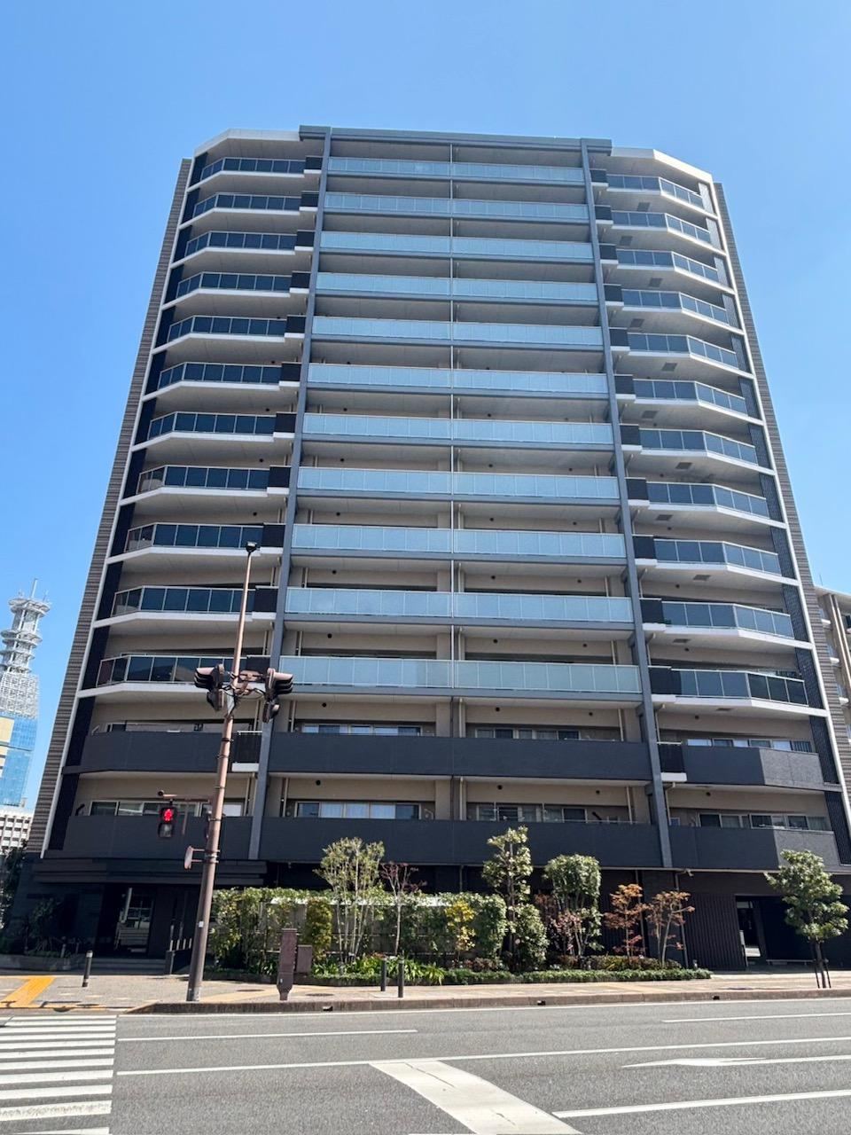 2LDK apartment in Oita, Oita - Photo 1