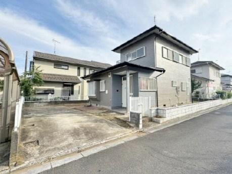 4LDK house in Shimotsuma, Ibaraki - Photo 1
