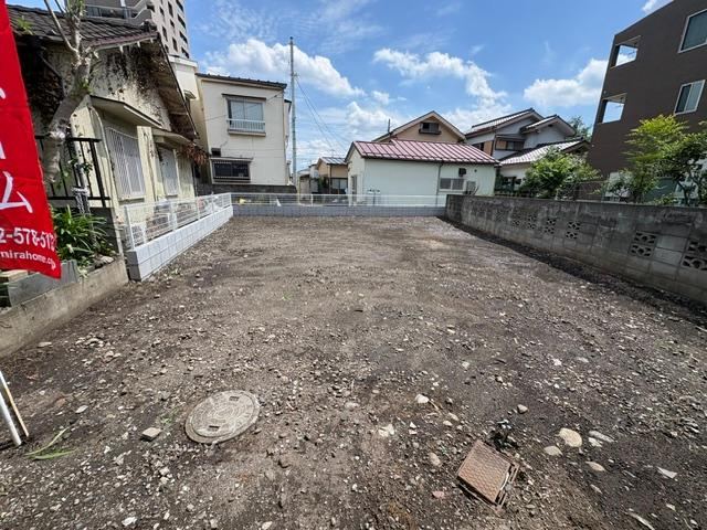 163 m² land in Fussa, Tokyo - Photo 1