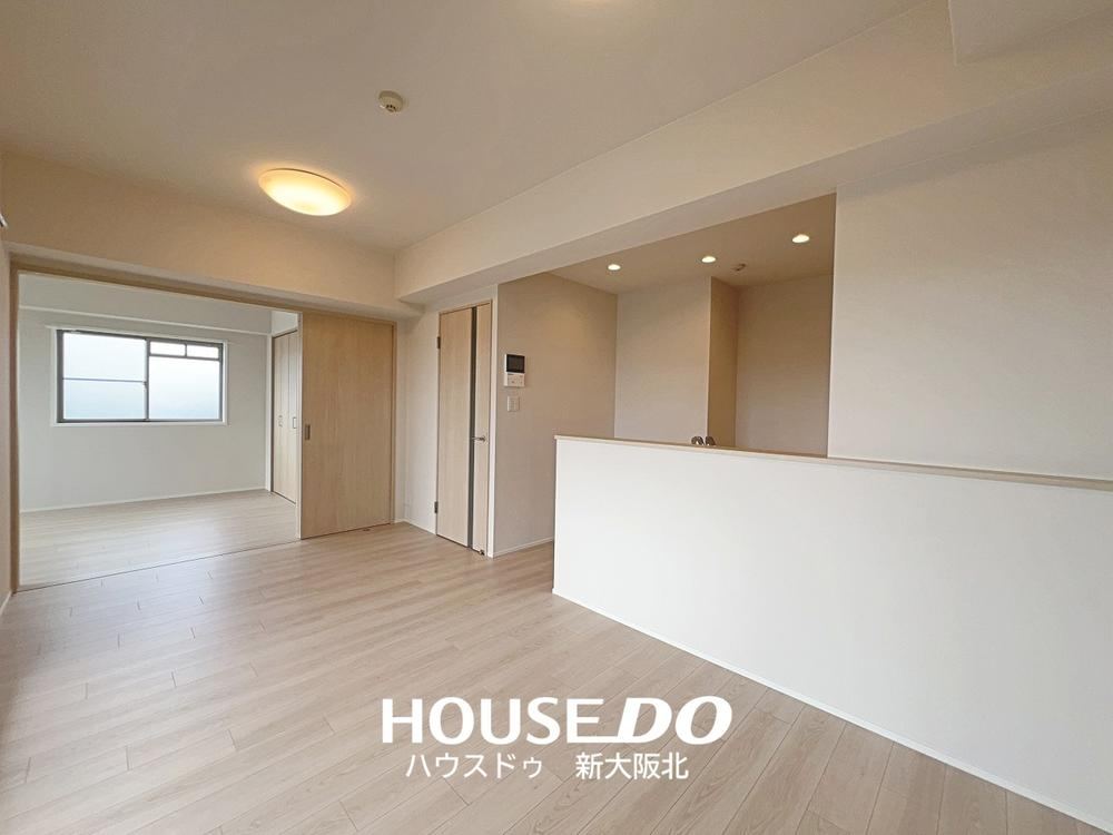 3LDK apartment in Yodogawa Ward, Osaka - Photo 1