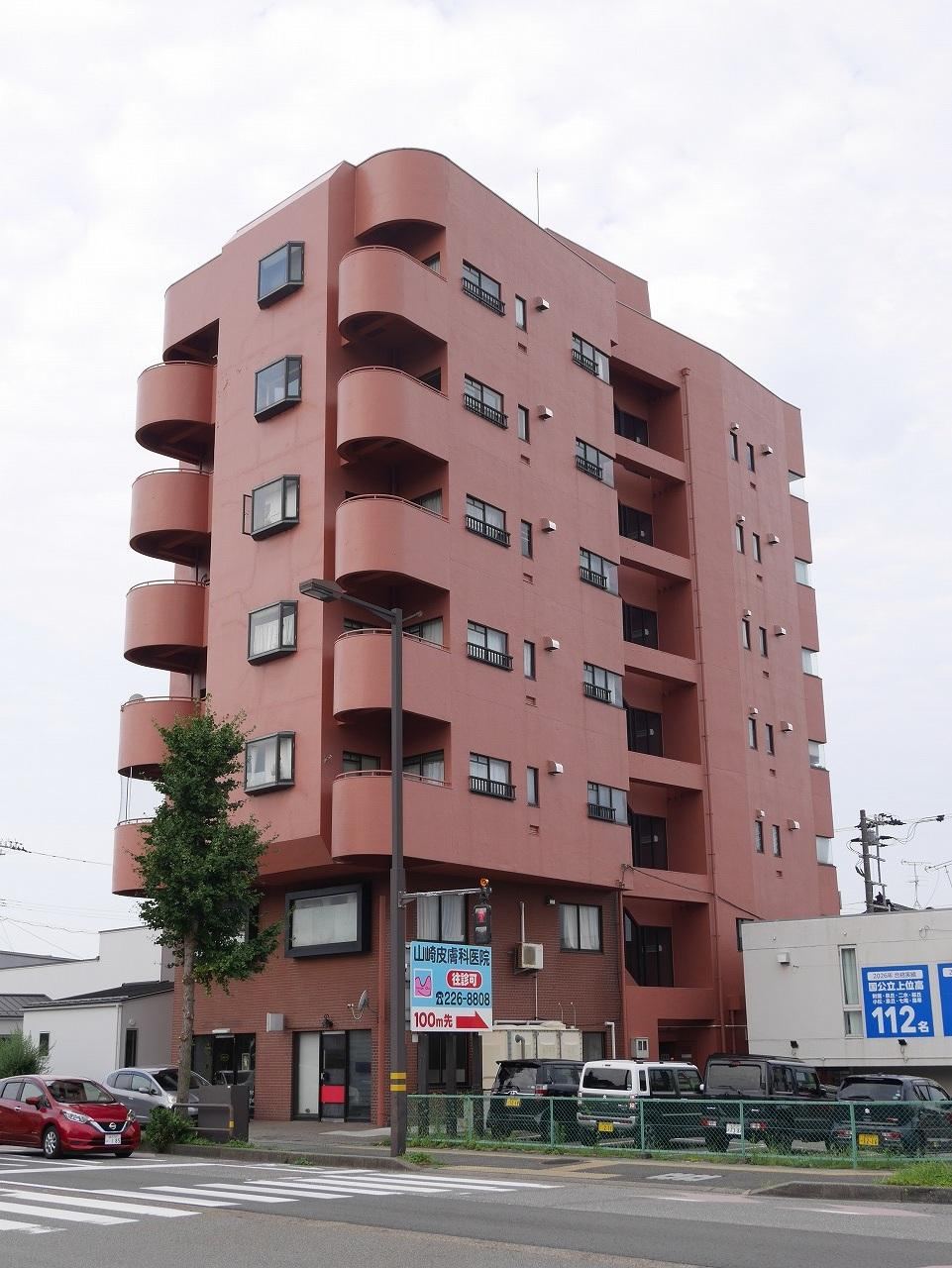 1LDK apartment in Kanazawa, Ishikawa - Photo 1