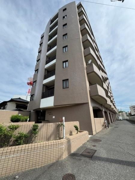 3LDK apartment in Kurashiki, Okayama - Photo 1