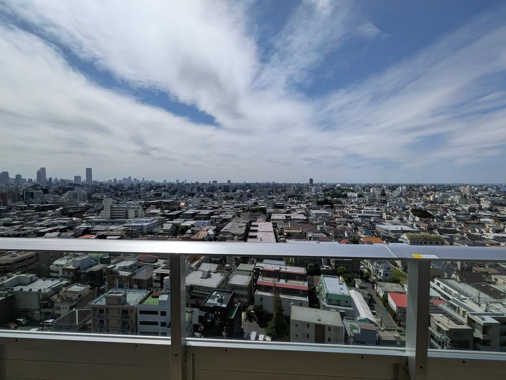 3LDK apartment in Nakano Ward, Tokyo - Photo 1
