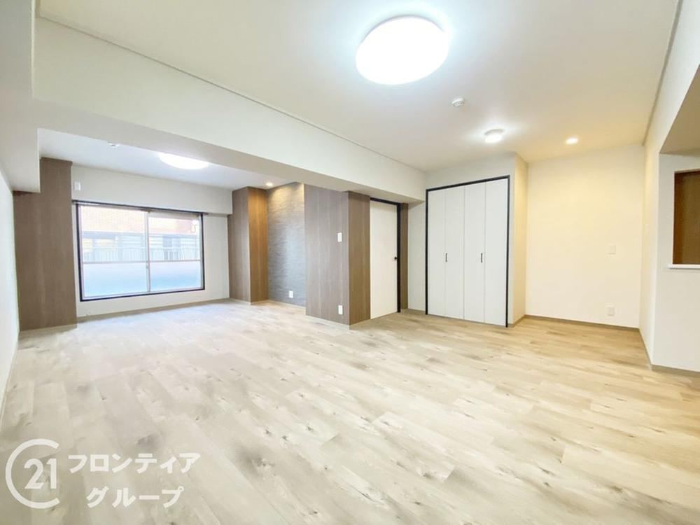 2LDK apartment in Sakai Ward, Sakai, Osaka - Photo 1