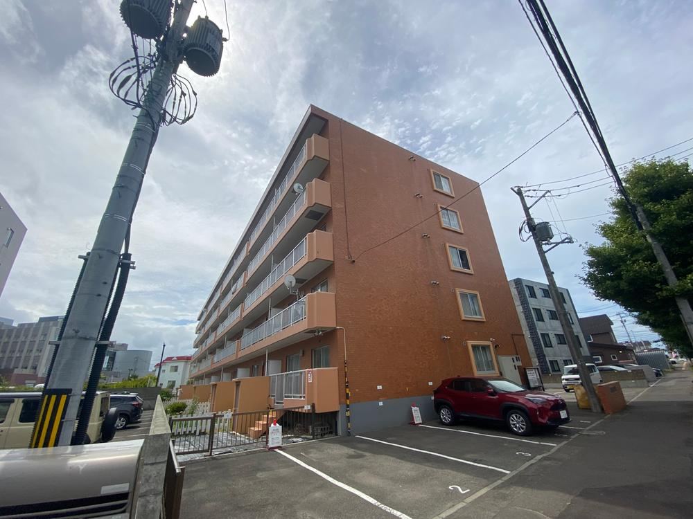 3LDK apartment in Atsubetsu Ward, Sapporo, Hokkaido - Photo 1