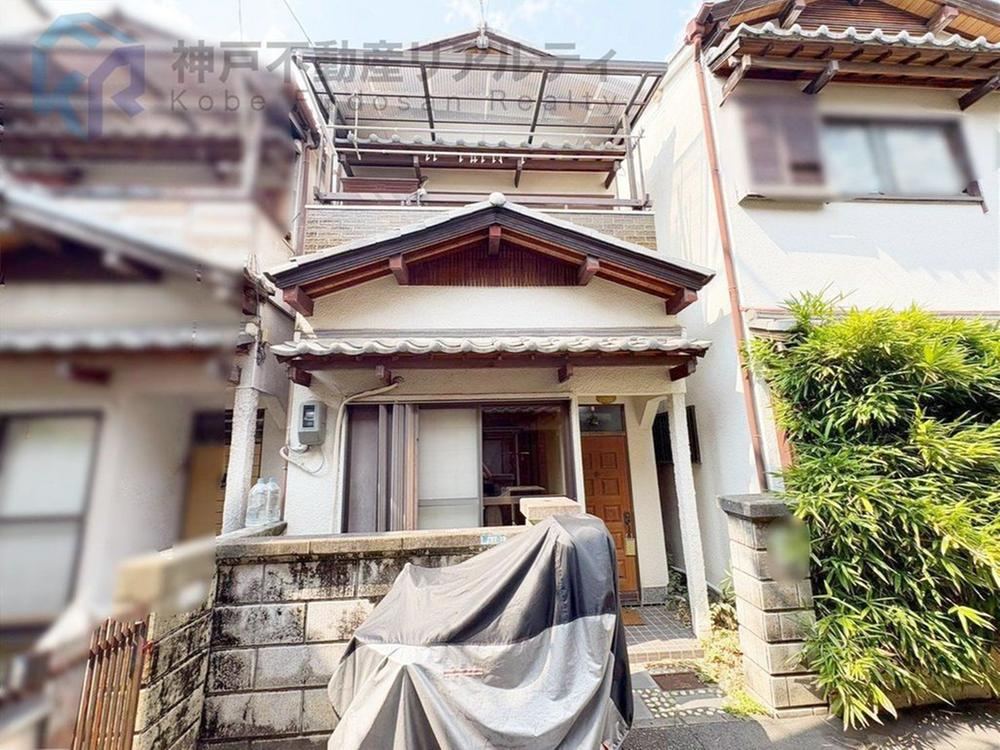 3DK house in Amagasaki, Hyogo - Photo 1