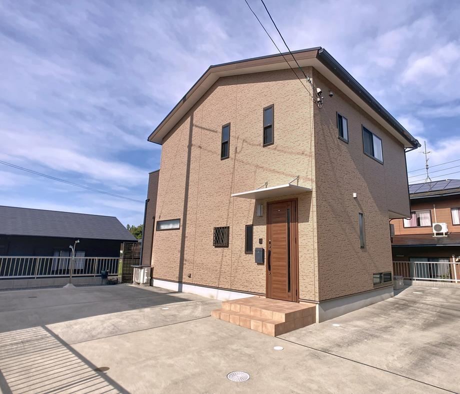 4LDK house in Shimonoseki, Yamaguchi - Photo 1
