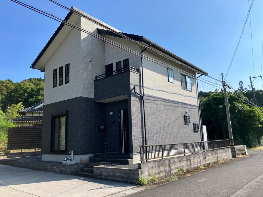 4LDK house in Mine, Yamaguchi - Photo 1
