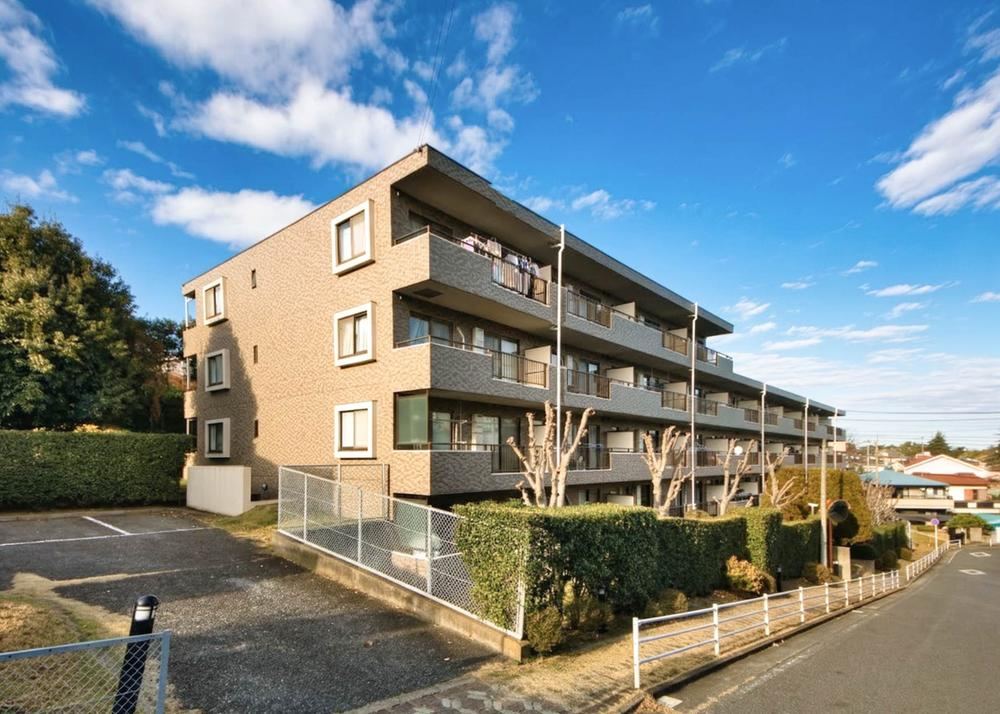 3LDK apartment in Sakura, Chiba - Photo 1