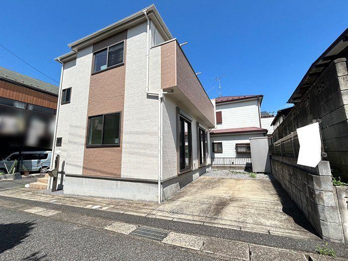 4LDK house in Matsudo, Chiba - Photo 1