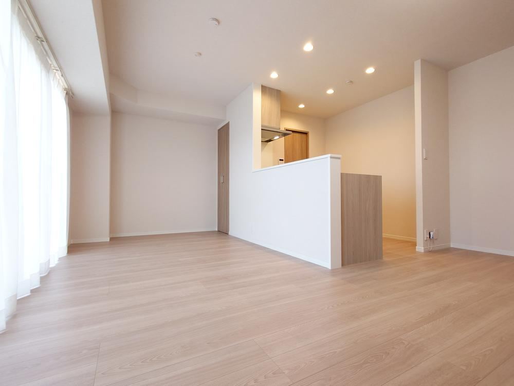 3LDK apartment in Fukutsu, Fukuoka - Photo 1