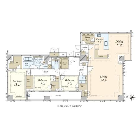 3LDK apartment in Chiyoda Ward, Tokyo - Photo 1