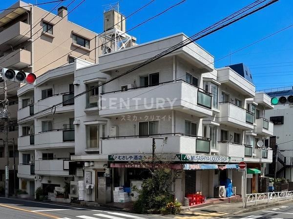 1LDK apartment in Meguro Ward, Tokyo - Photo 1