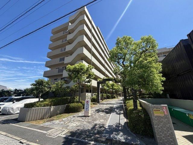 2LDK apartment in Saeki Ward, Hiroshima - Photo 1