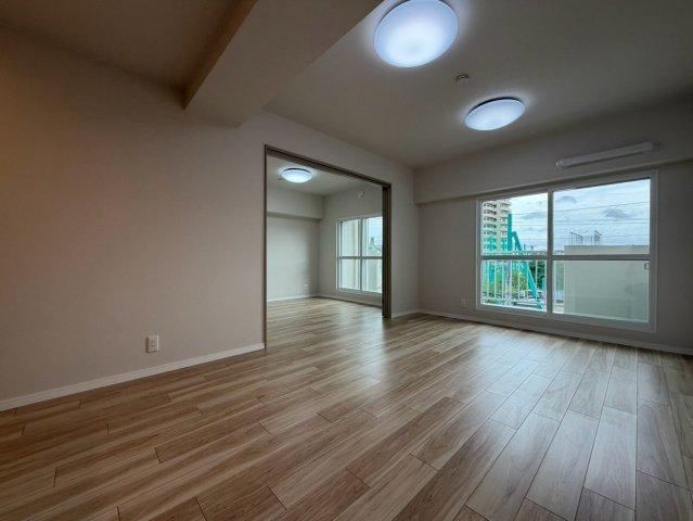 4LDK apartment in Nishi Ward, Sapporo, Hokkaido - Photo 1