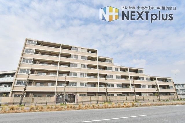 3LDK apartment in Kita Ward, Saitama - Photo 1